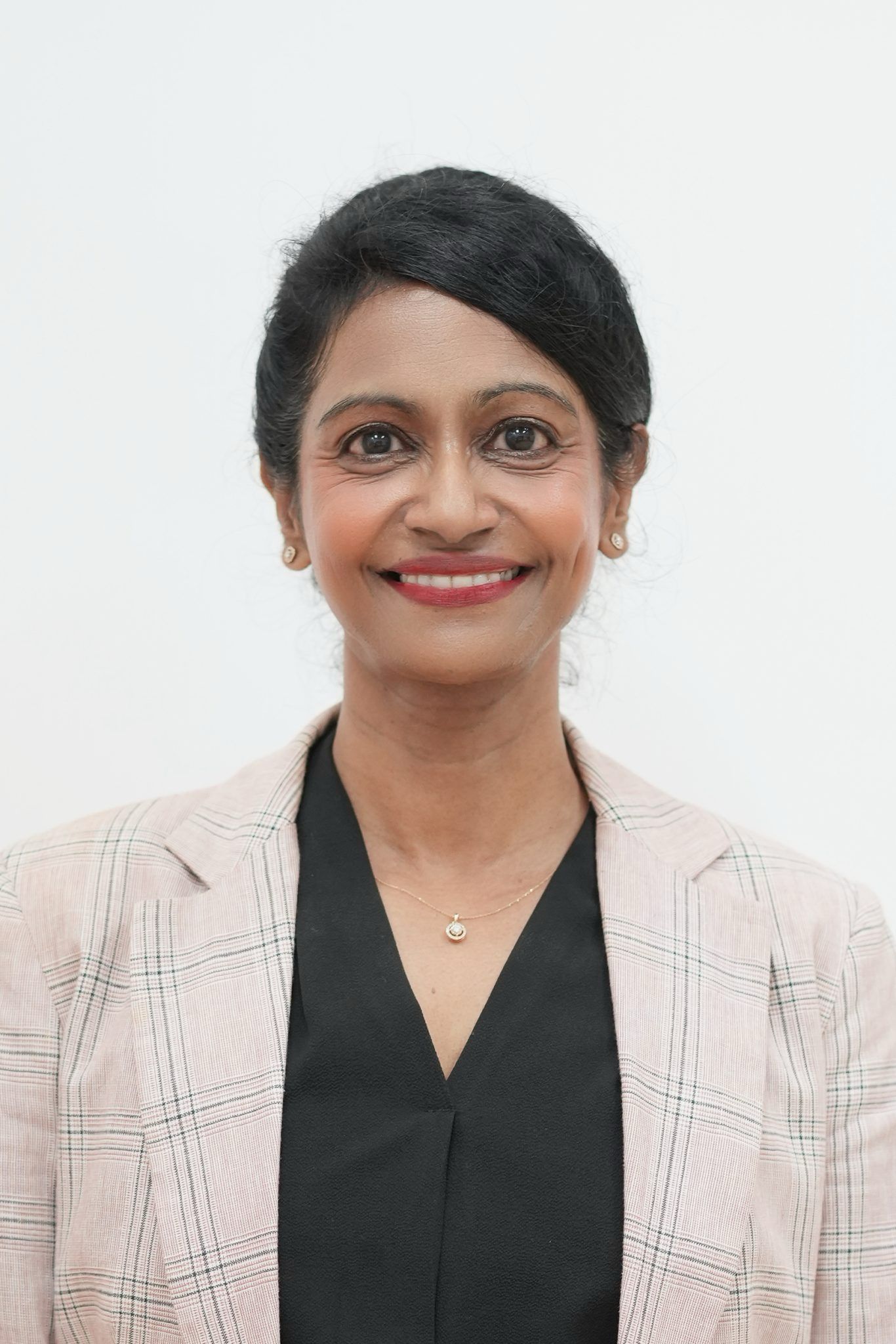 Priya Kanthan.jpeg